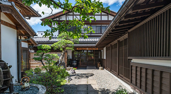 二百年の農家屋敷 宮本家